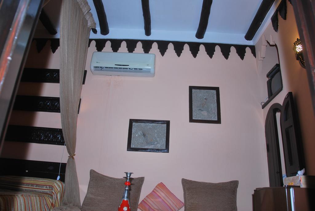 Dar Zman Bed & Breakfast เชฟชาอูน ภายนอก รูปภาพ