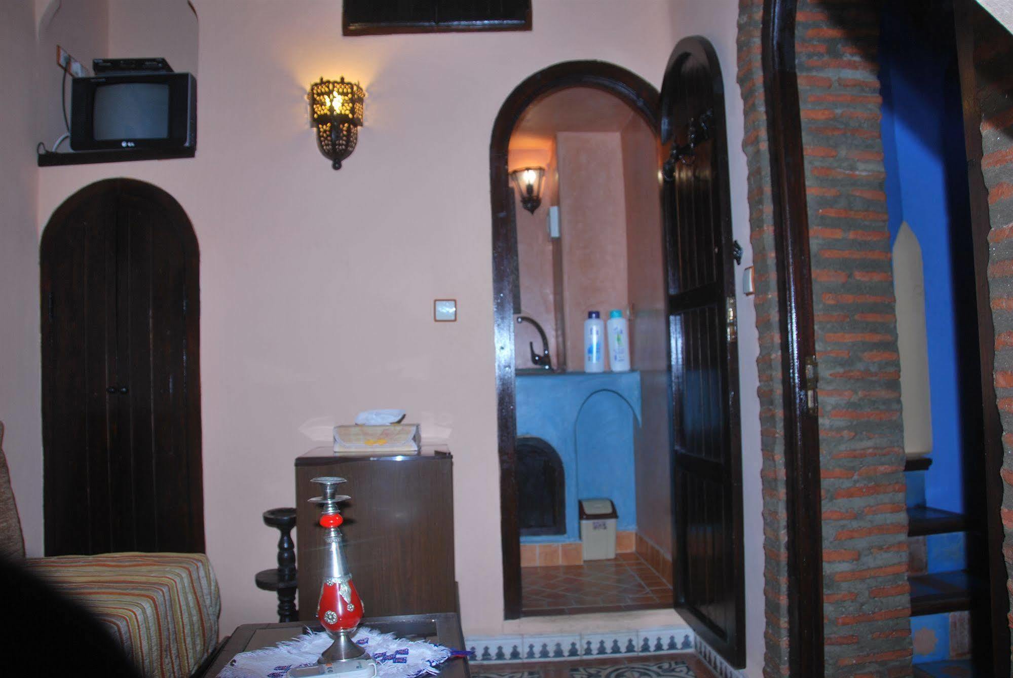 Dar Zman Bed & Breakfast เชฟชาอูน ภายนอก รูปภาพ